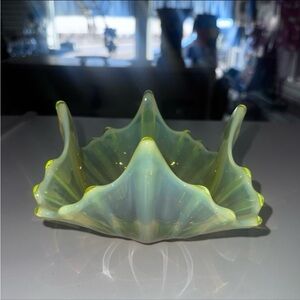 *SOLD* Vintage Fostoria Heirloom Yellow "Square Florette" Opalescent Glass Bowl